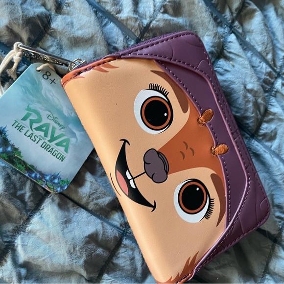 Loungefly Disney Raya and the Last Dragon Tuk Tuk Wallet - Picture 7 of 11